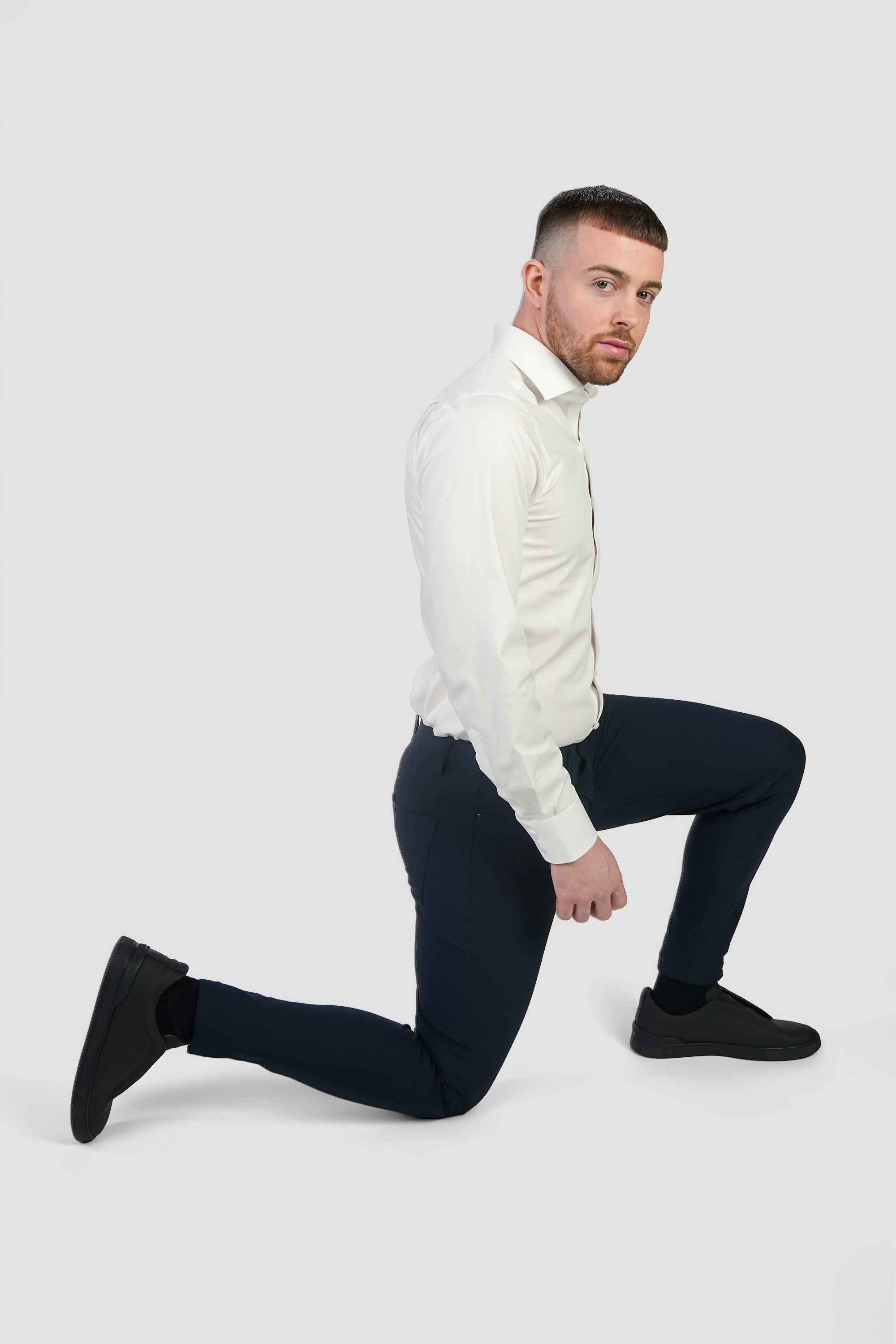 T.O. Men's 5-Pocket Slim Performance Pants - Black